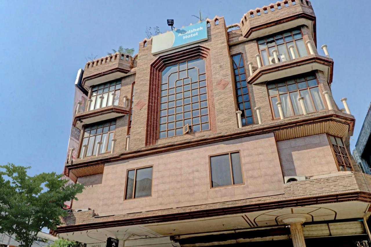 Oyo 74073 Hotel Abhishek Ludhiana Zewnętrze zdjęcie